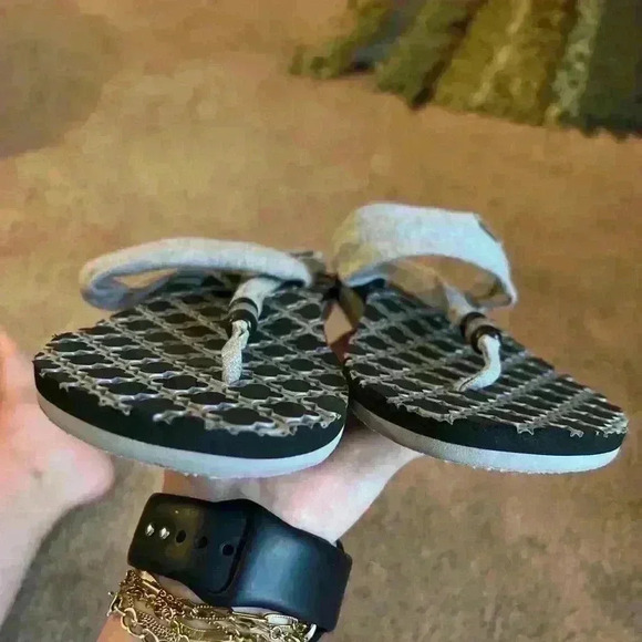 Free Waters Sandals  size 7 (Sanuk Look Alike) - Picture 2 of 4